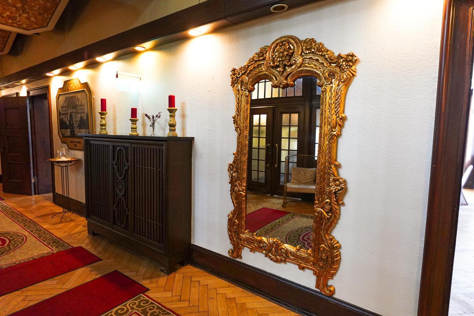 Hotel Casino Im Park Камп-Линтфорт Экстерьер фото