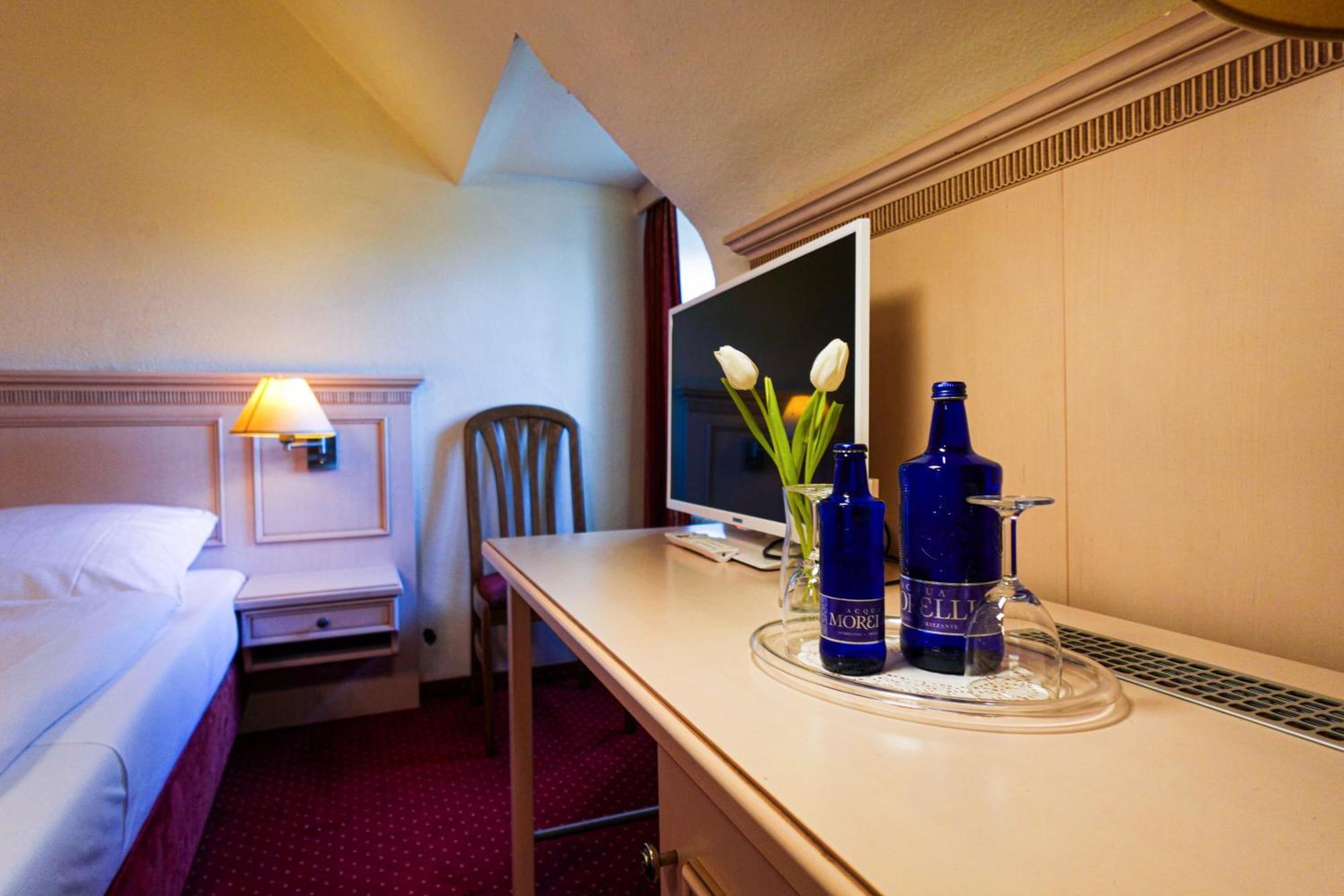 Hotel Casino Im Park Камп-Линтфорт Экстерьер фото